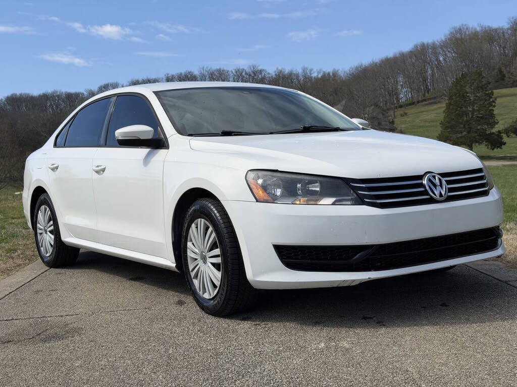 2014 VOLKSWAGEN Passat
