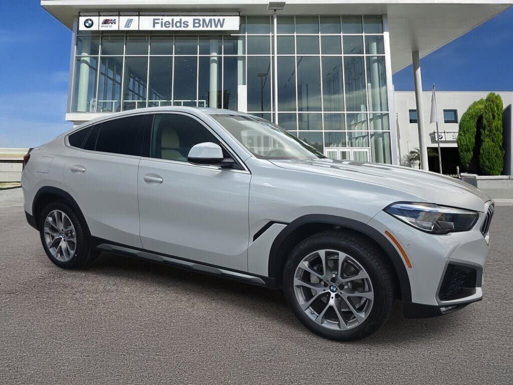2021 BMW X6