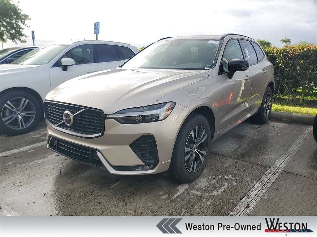 2025 VOLVO XC60