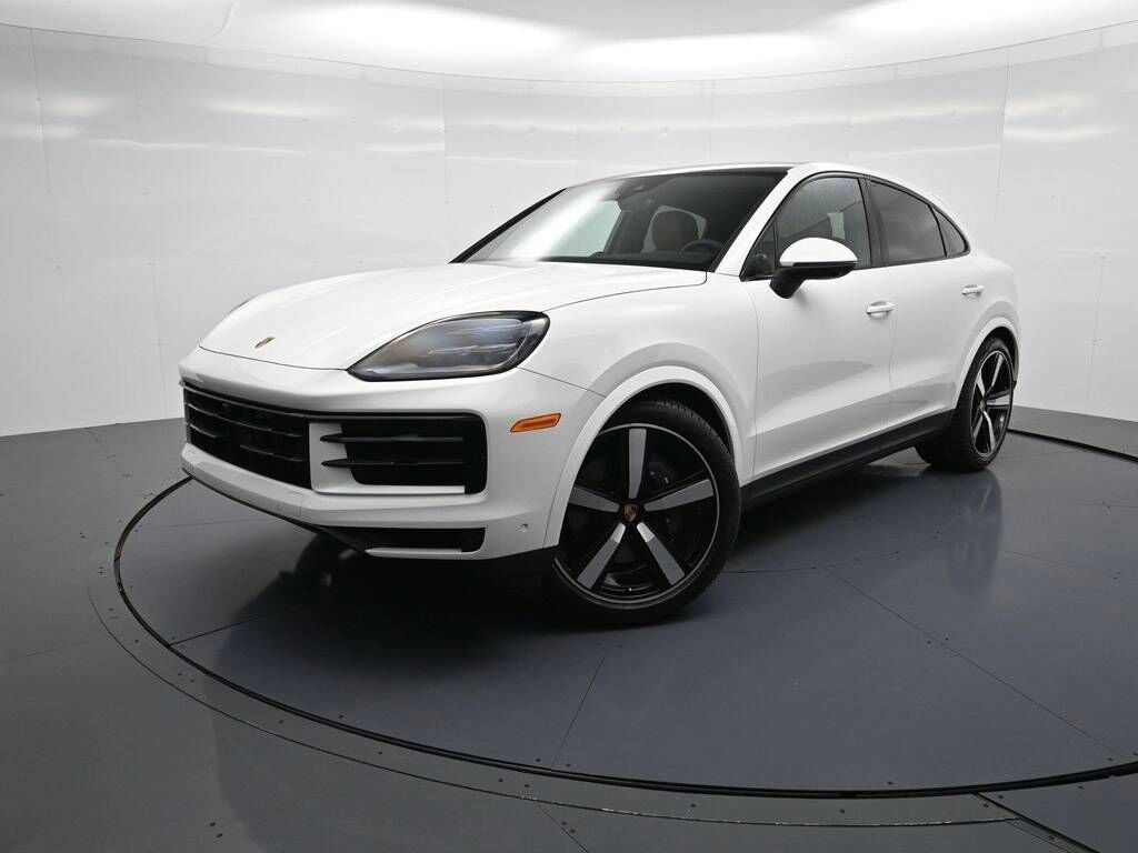 2026 PORSCHE Cayenne