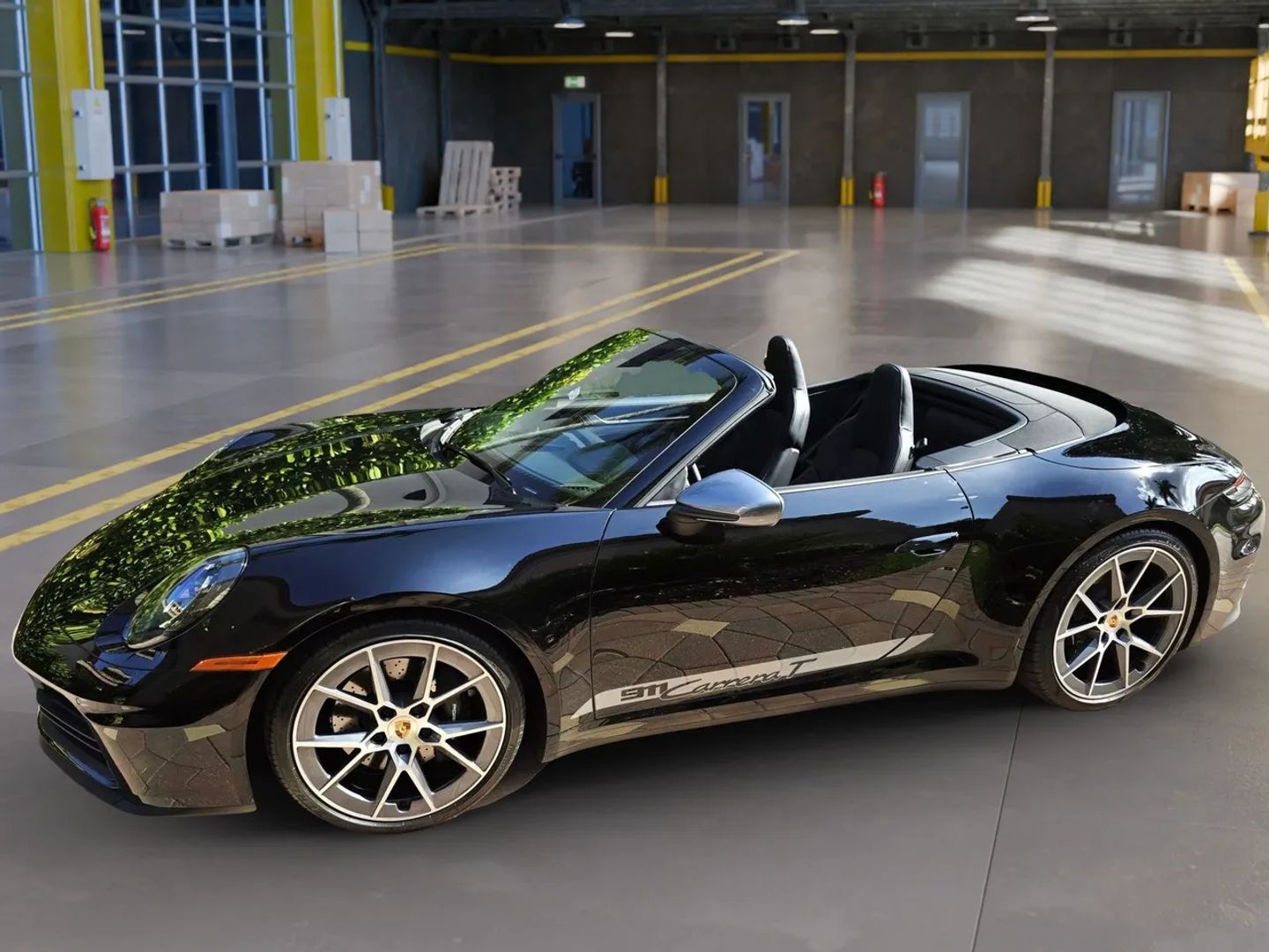 2025 PORSCHE 911