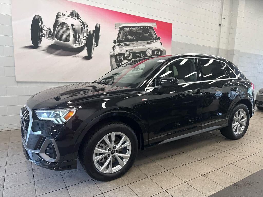 2025 AUDI Q3