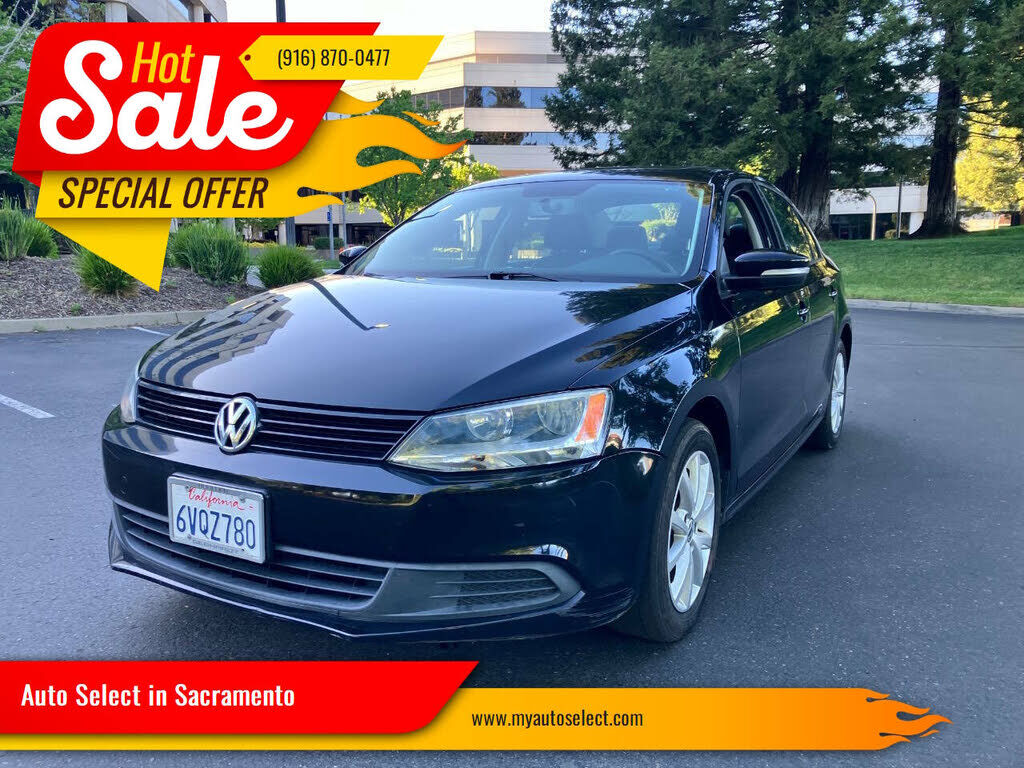 2011 VOLKSWAGEN Jetta