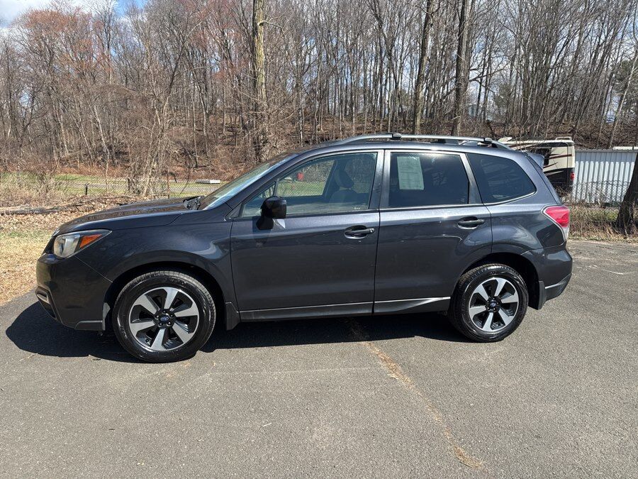 2017 SUBARU Forester