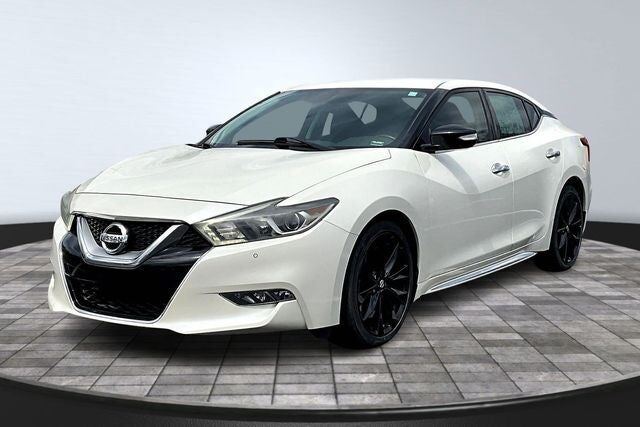 2017 NISSAN Maxima
