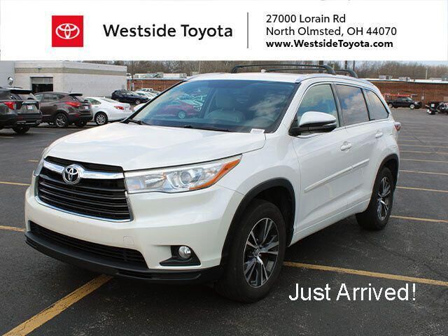 2016 TOYOTA Highlander