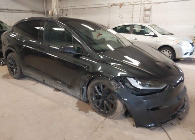 2024 TESLA Model X