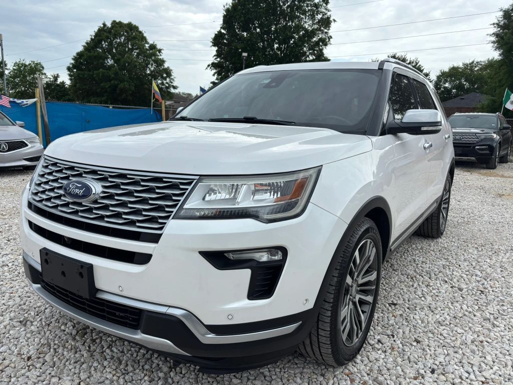 2018 FORD Explorer