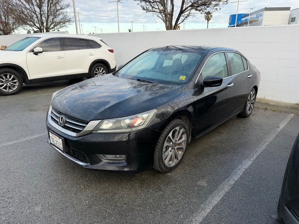 2013 HONDA Accord