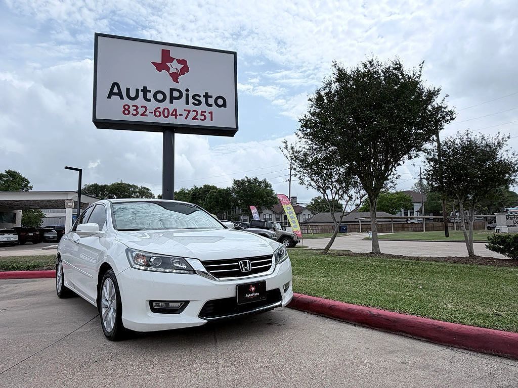 2013 HONDA Accord
