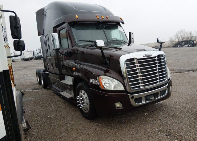 2015 FREIGHTLINER Cascadia