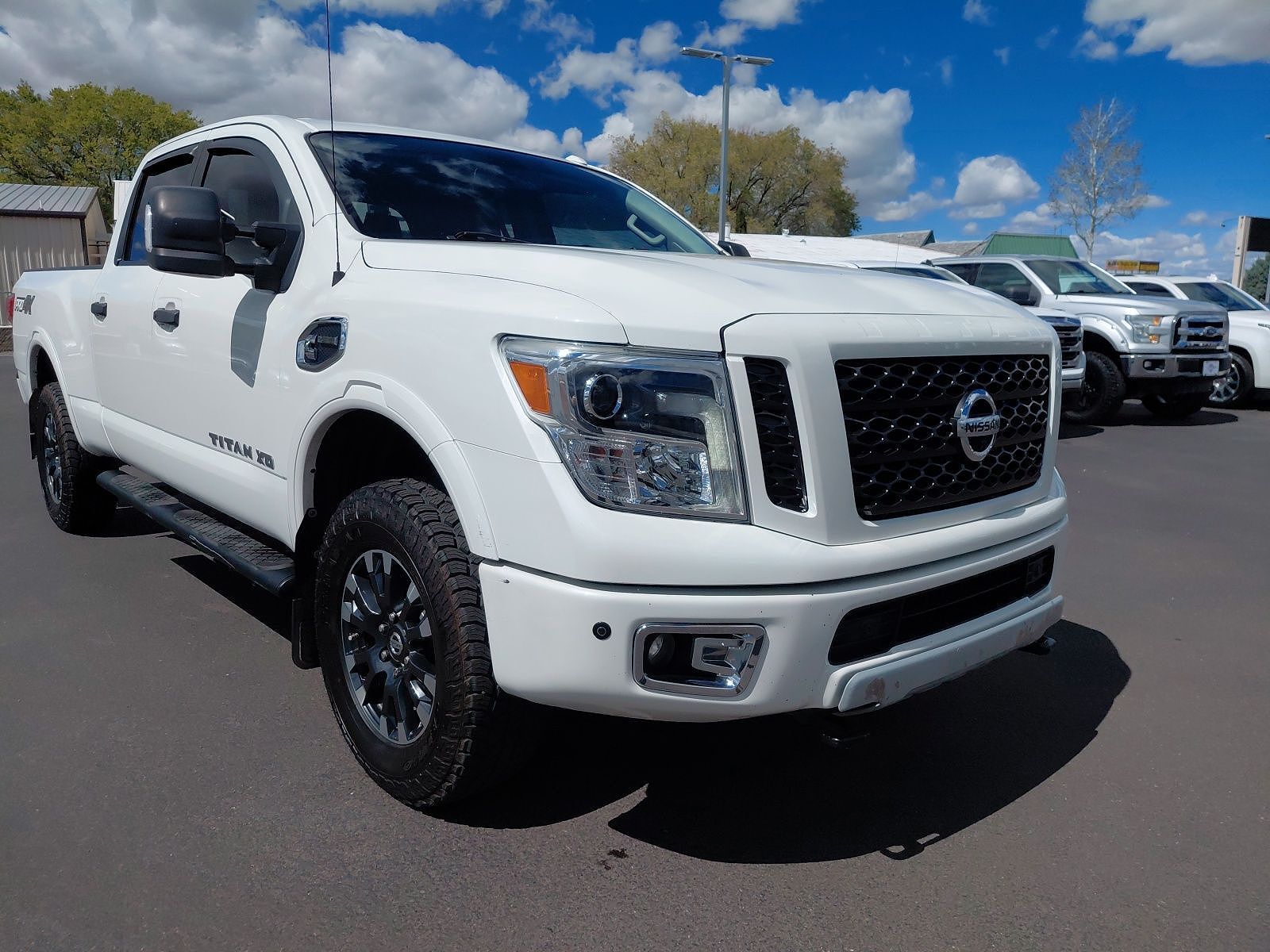 2019 NISSAN Titan