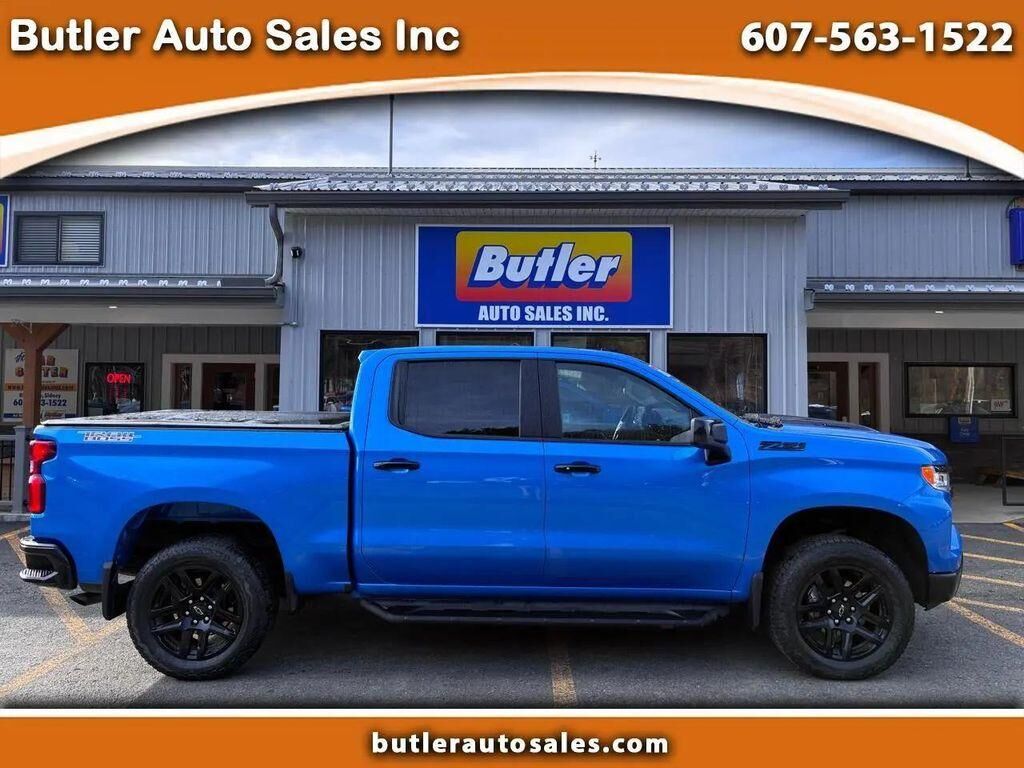 2025 CHEVROLET Silverado