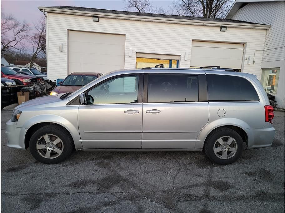 2011 DODGE Grand Caravan