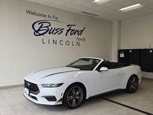2025 FORD Mustang
