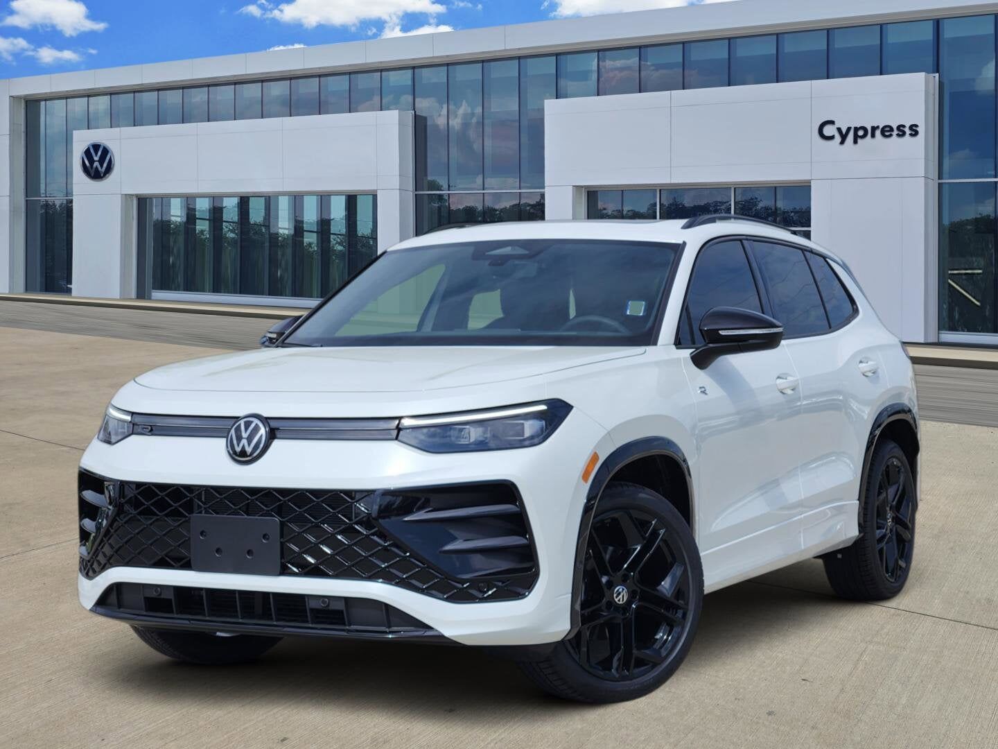 2026 VOLKSWAGEN Tiguan