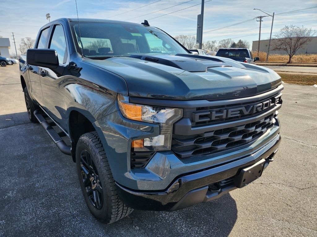 2025 CHEVROLET Silverado