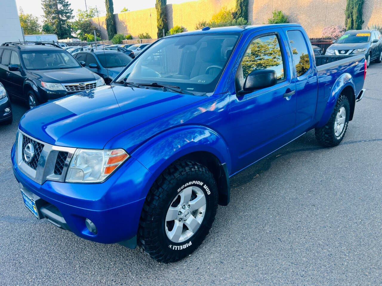 2012 NISSAN Frontier