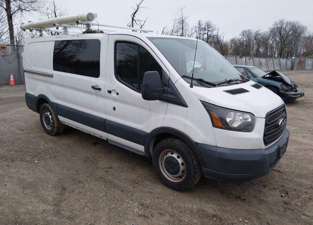 2018 FORD Transit