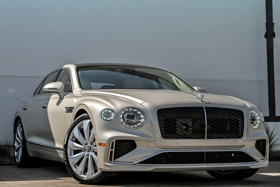 2026 BENTLEY Flying Spur
