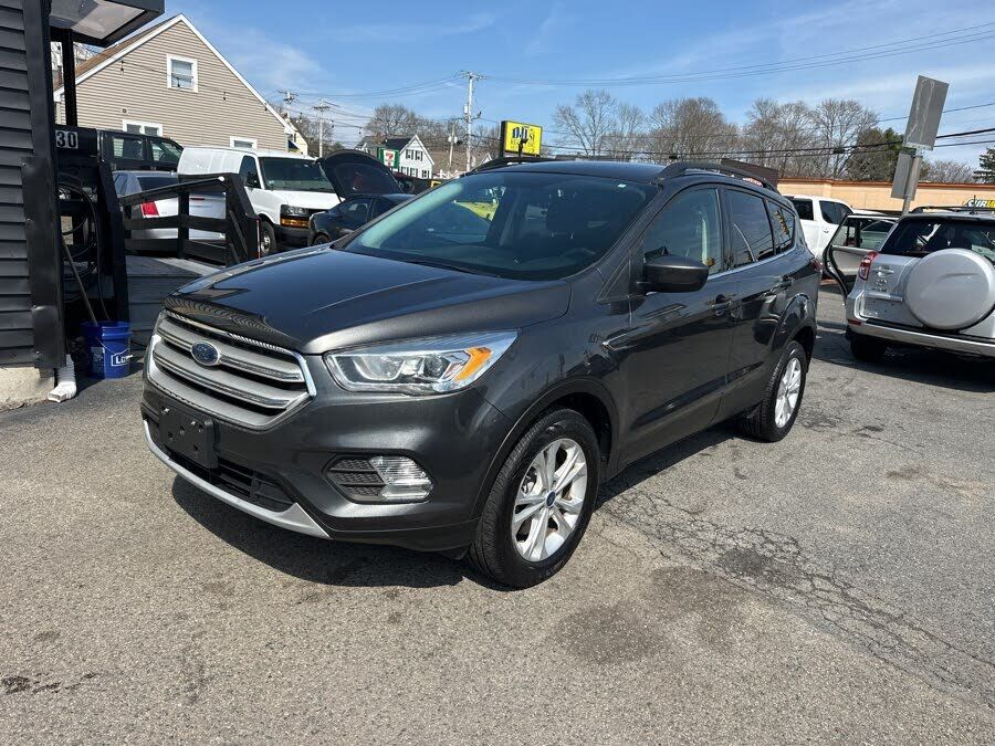 2018 FORD Escape