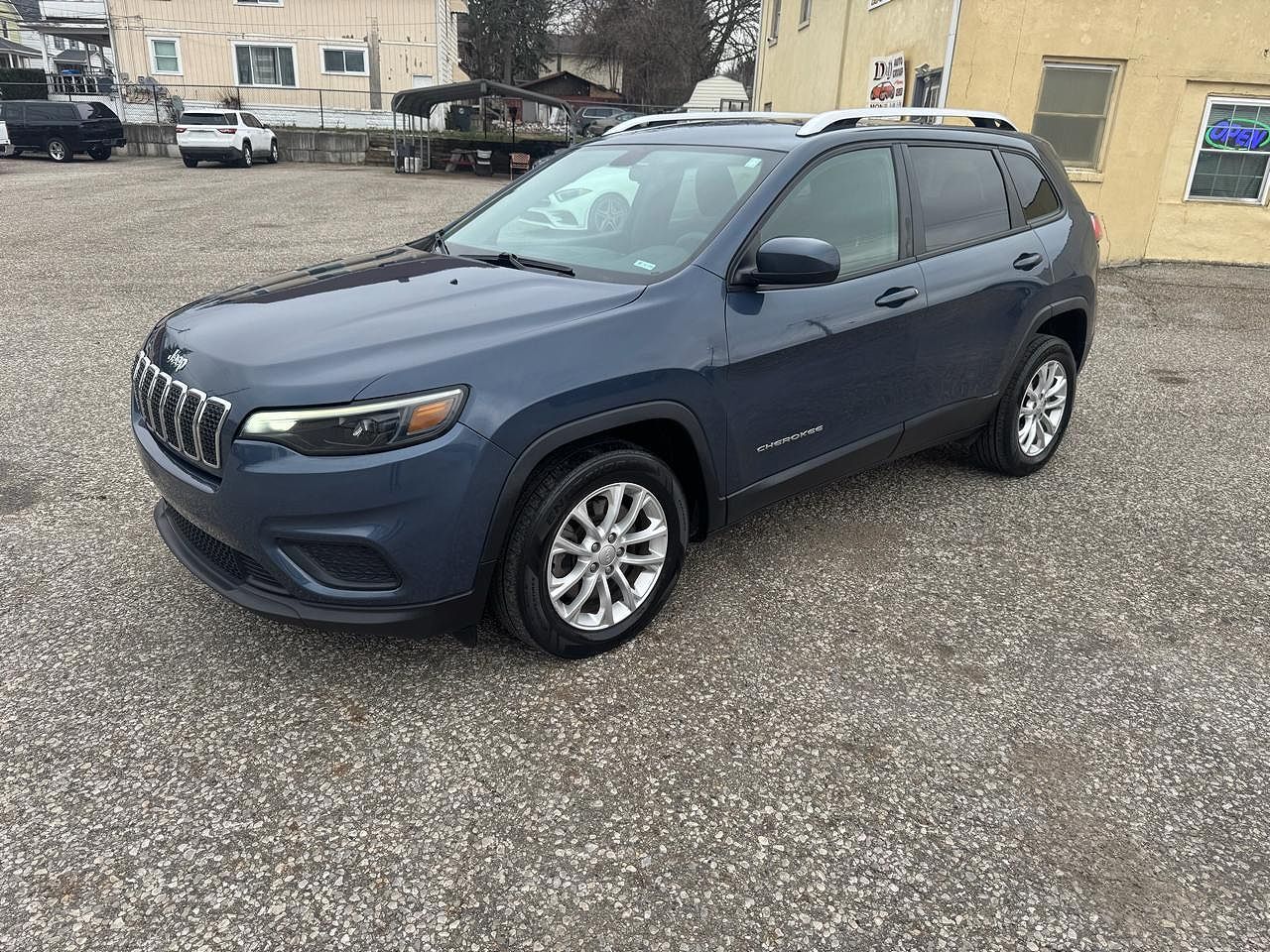 2020 JEEP Cherokee