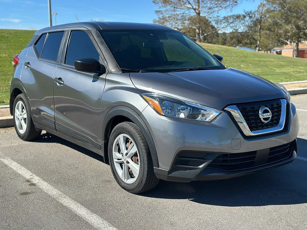 2020 NISSAN Kicks