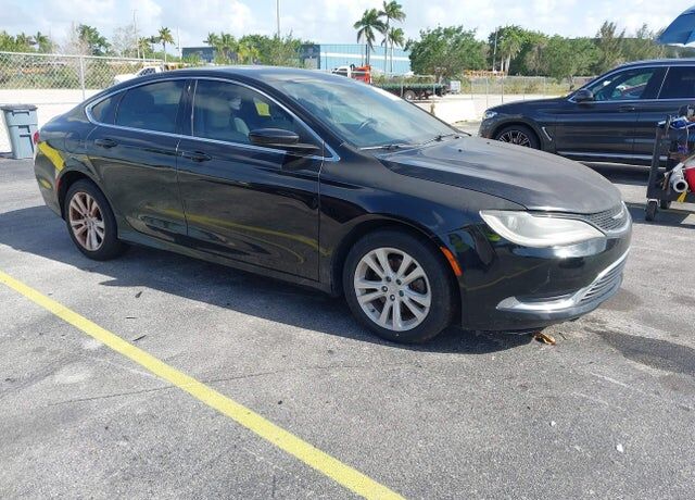 2017 CHRYSLER 200