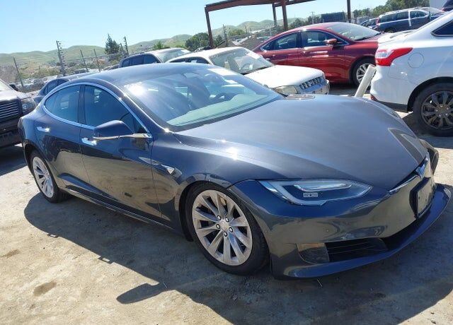 2017 TESLA Model S