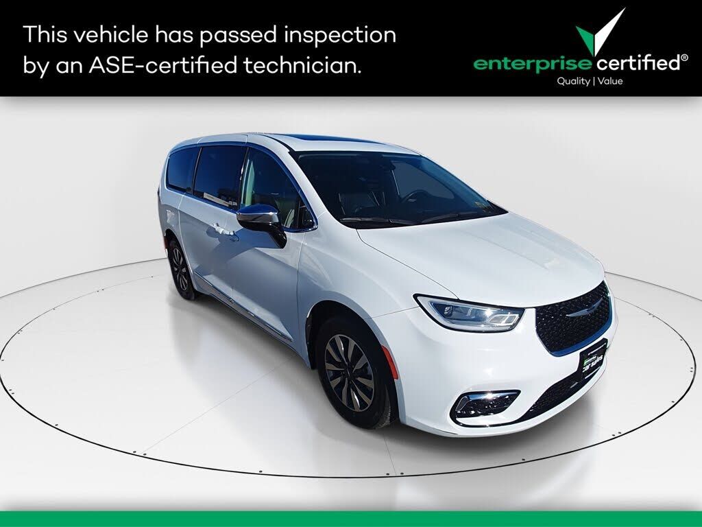 2023 CHRYSLER Pacifica