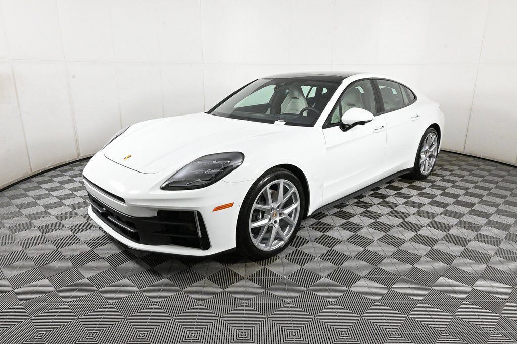 2025 PORSCHE Panamera