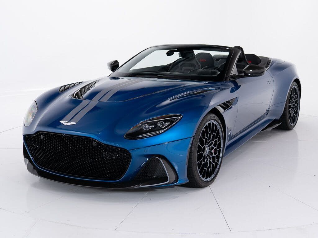 2023 ASTON MARTIN DBS