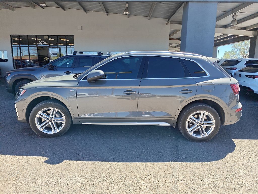 2024 AUDI Q5 e