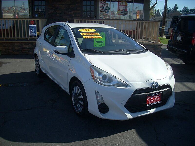 2015 TOYOTA Prius