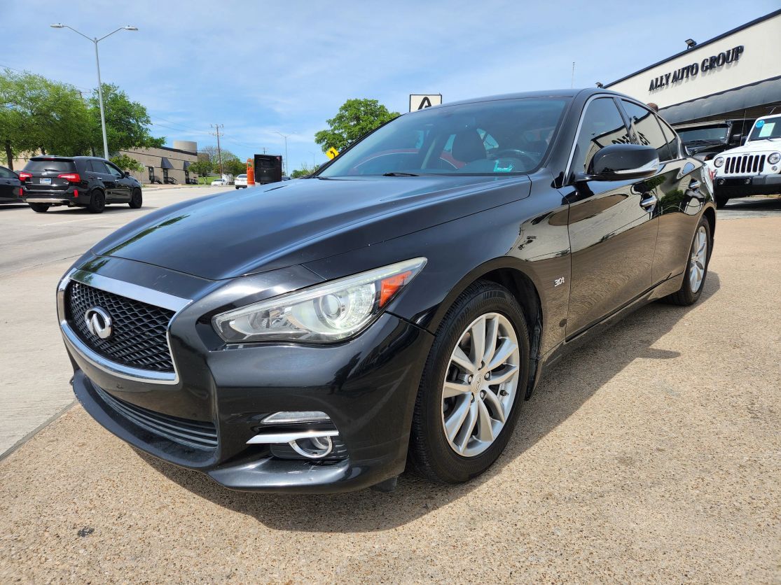 2017 INFINITI Q50