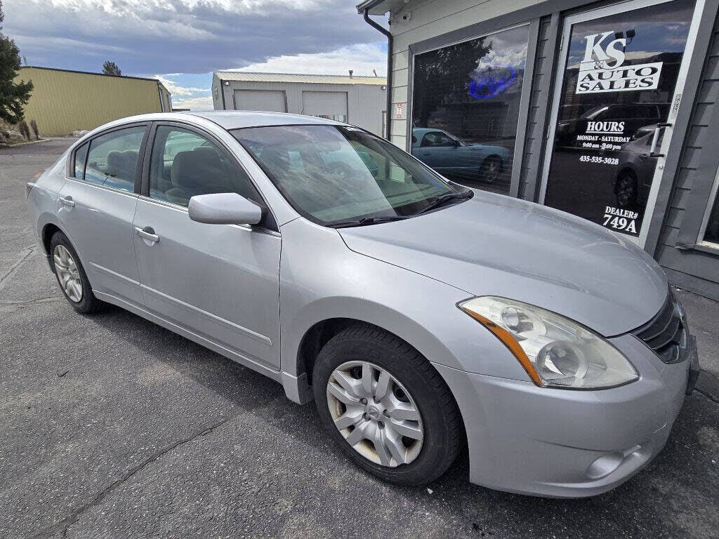 2012 NISSAN Altima