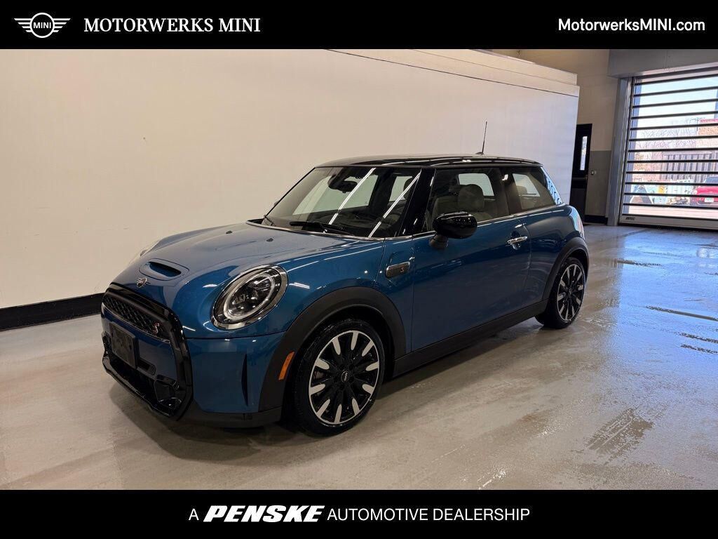 2024 MINI Hardtop