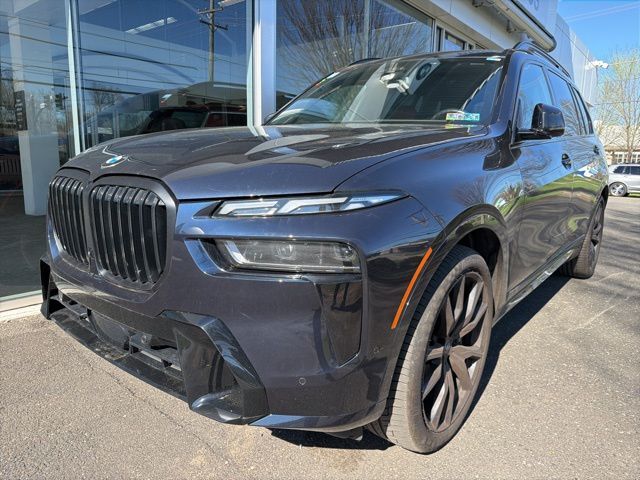 2024 BMW X7