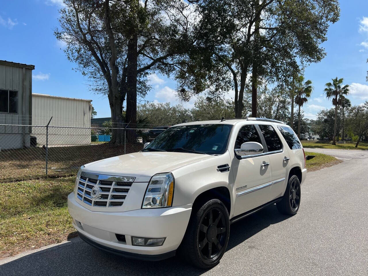 2011 CADILLAC Escalade