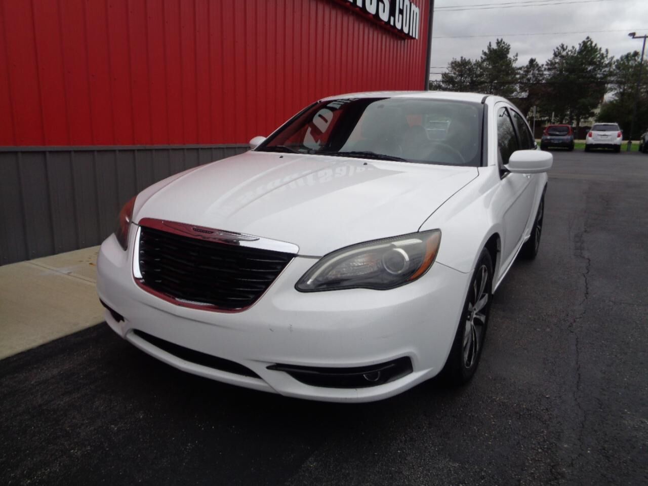 2011 CHRYSLER 200
