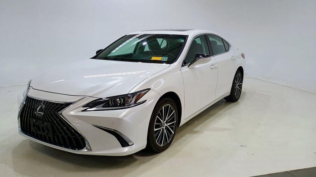 2023 LEXUS ES
