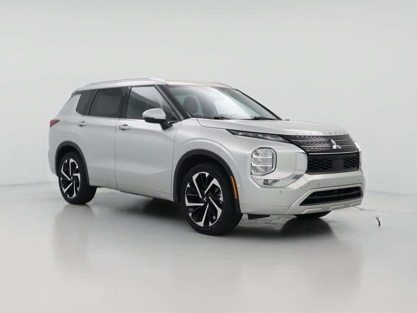 2023 MITSUBISHI Outlander