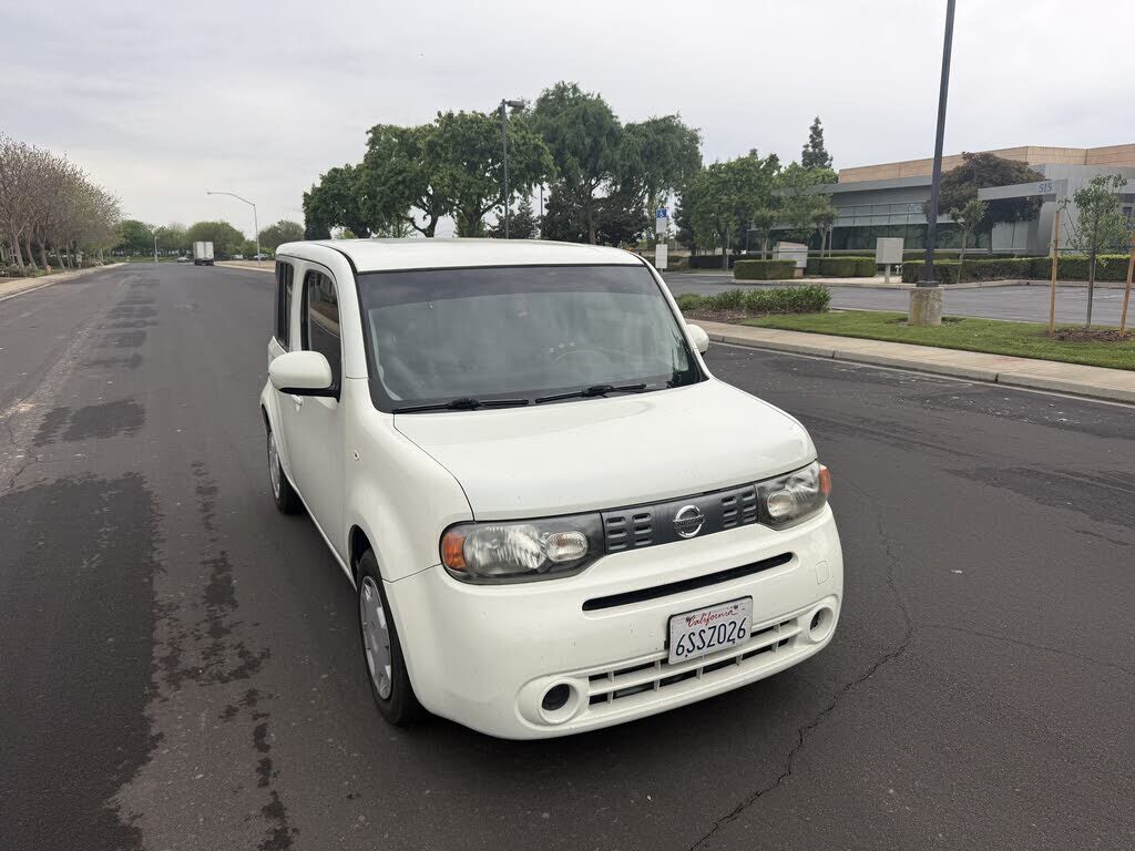 2011 NISSAN Cube