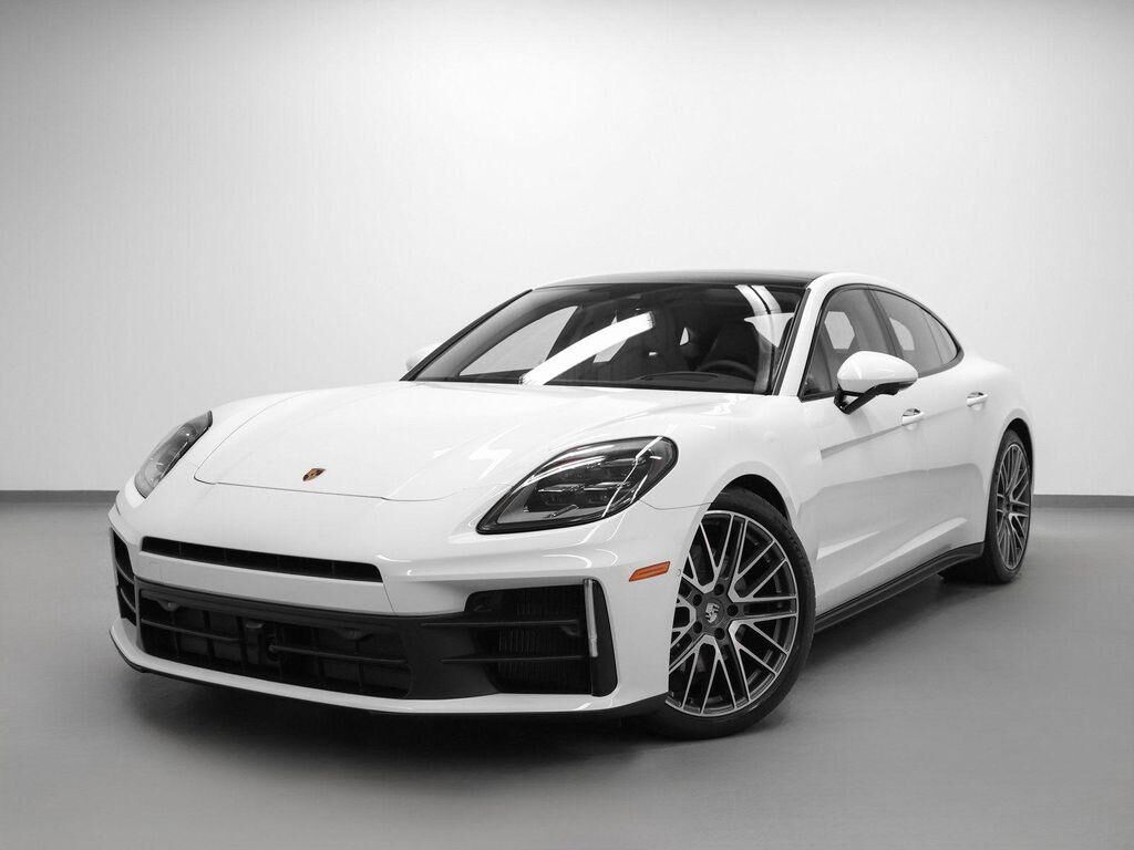 2025 PORSCHE Panamera