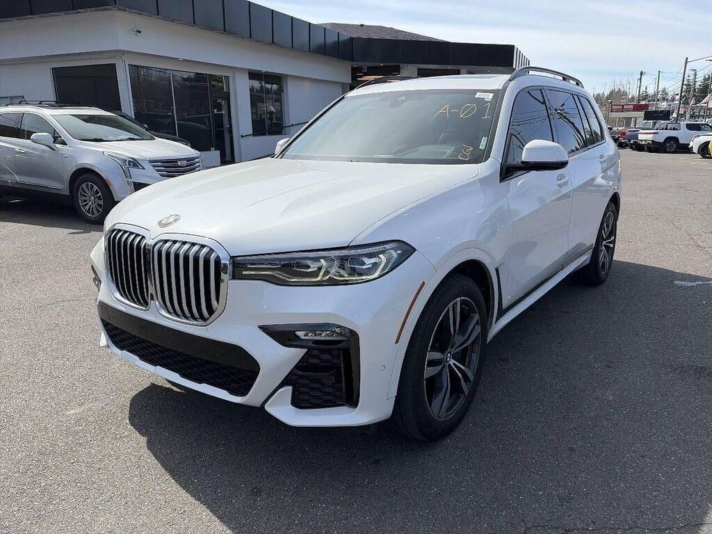 2021 BMW X7