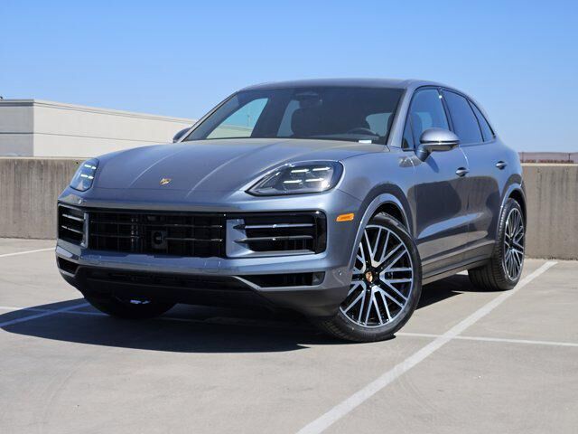 2026 PORSCHE Cayenne