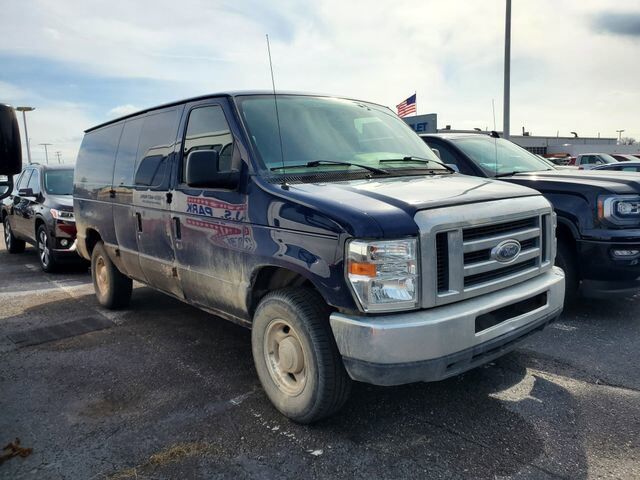 2013 FORD E-250