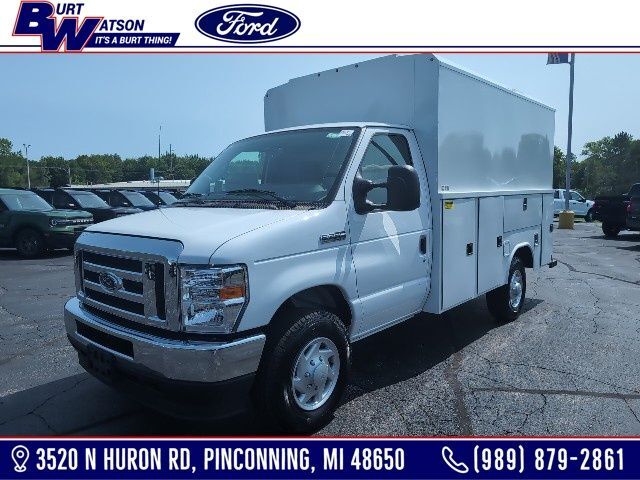 2025 FORD E-350