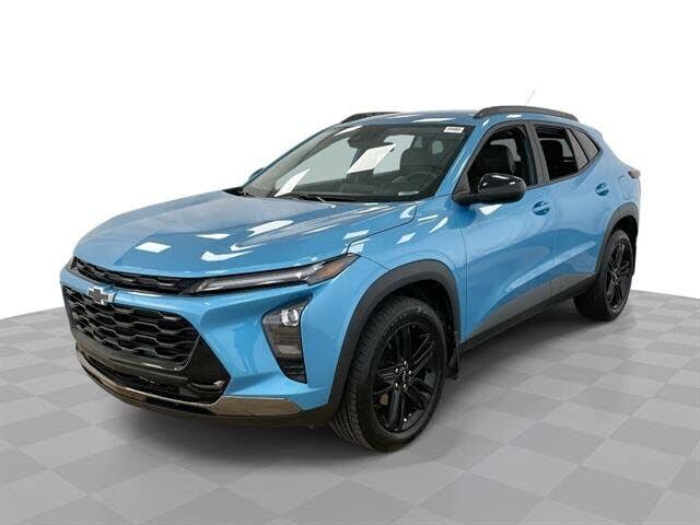 2025 CHEVROLET Trax