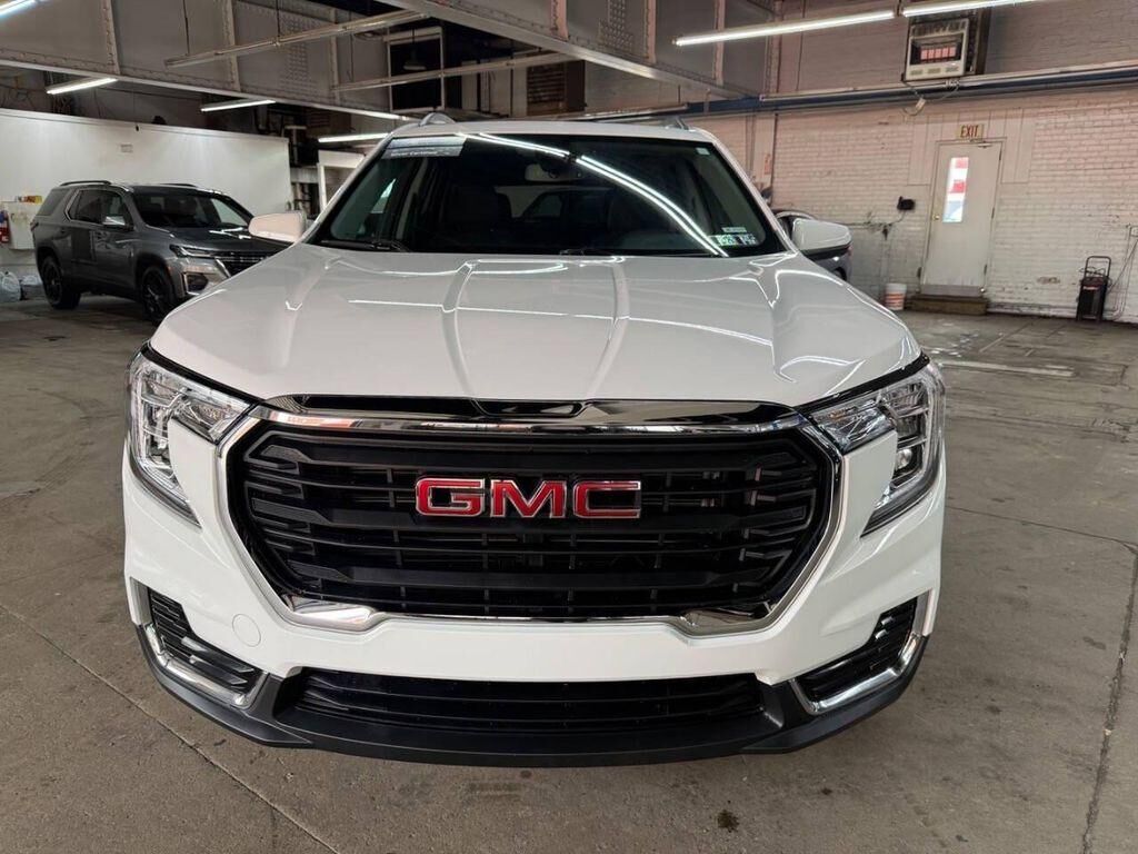 2023 GMC Terrain